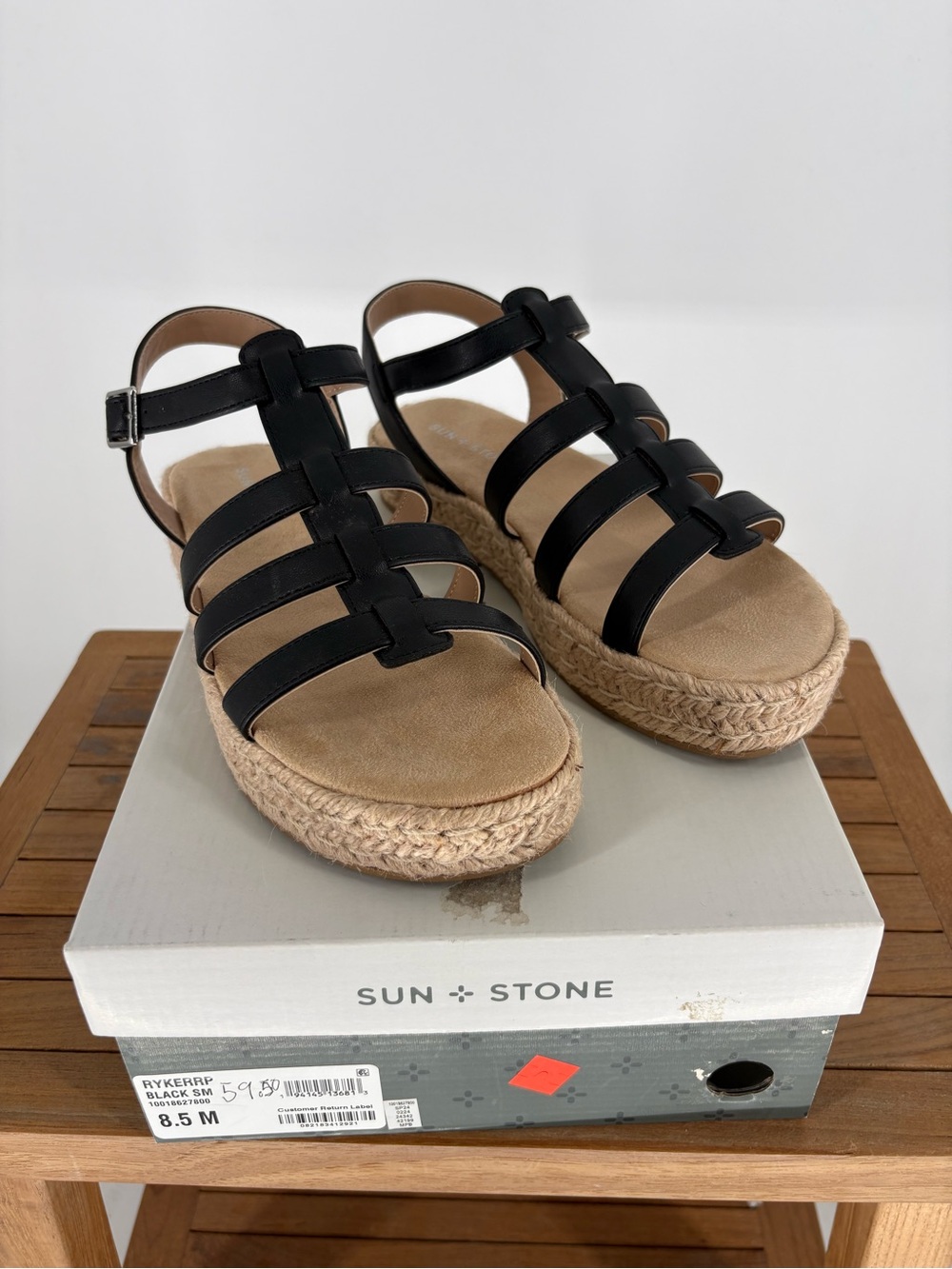 New women’s Sun + Stone Black Strappy Espadrille Platform Sandals size 8.5 M